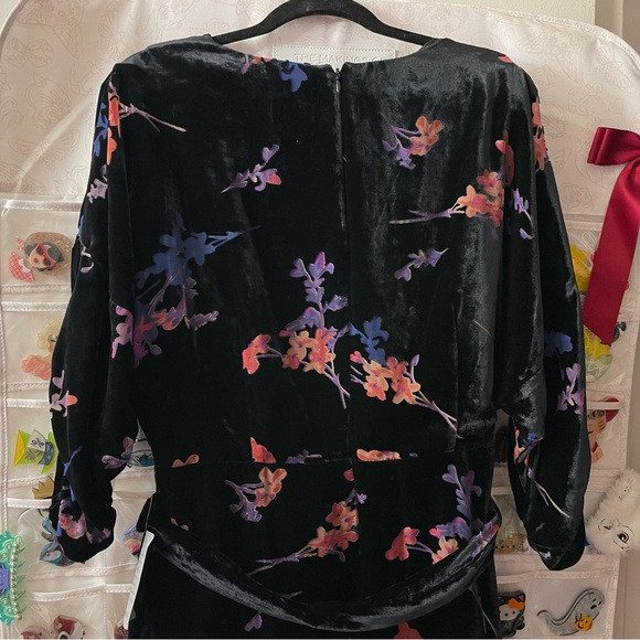 🖤PRICE FIRM🖤 Eliza J Velvet Floral Faux Wrap Dress
Size 14 - Picture 5 of 8